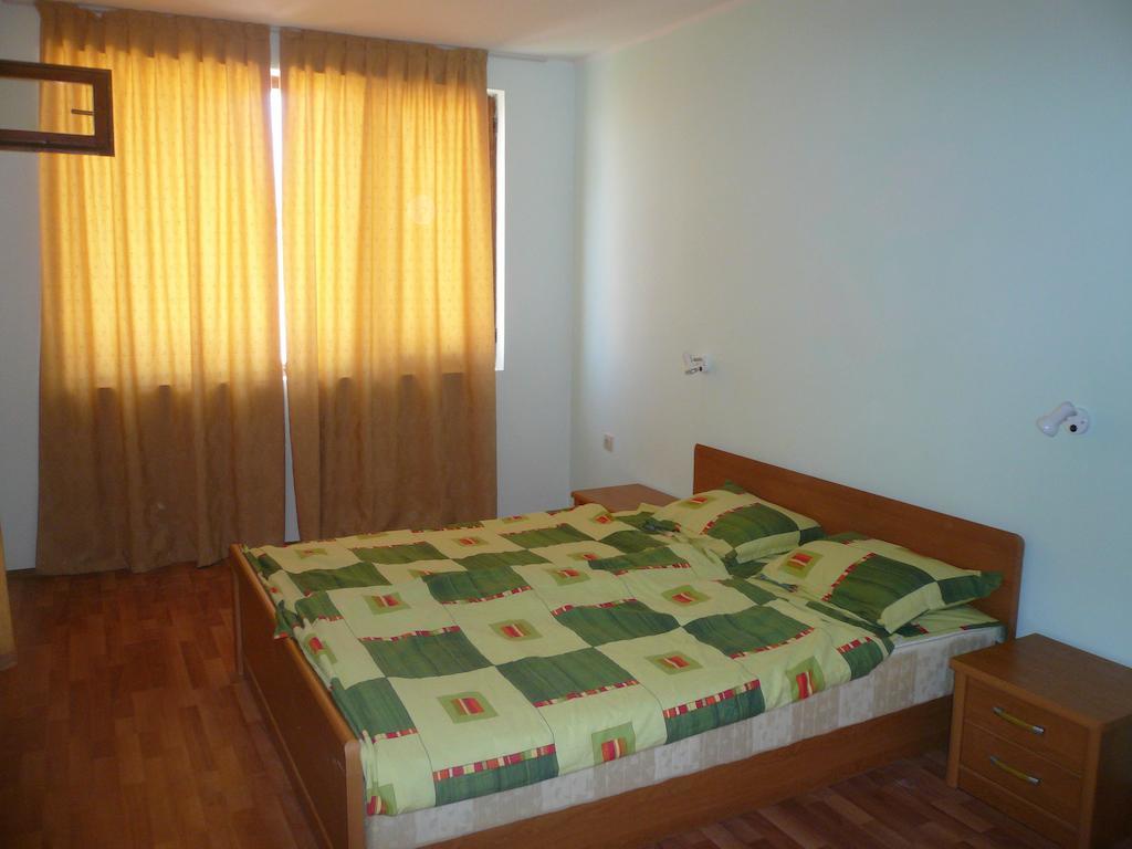 Dream Bay Family Hotel Tsarevo Habitación foto